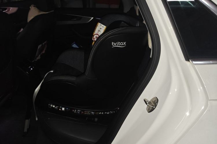 Used Audi A4L 2019 40 TFSI Fashion Edition China VI Emission Standard Left Rear Seat