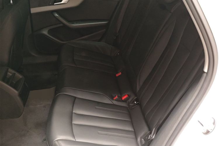 Used Audi A4L 2019 40 TFSI Ambition Version China V Left Rear Seat