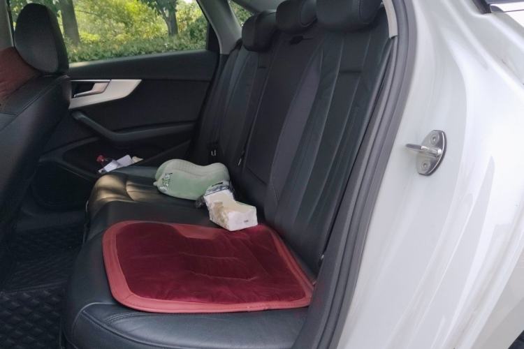 Used Audi A4L 2019 40 TFSI Fashion Version China V Left Rear Seat