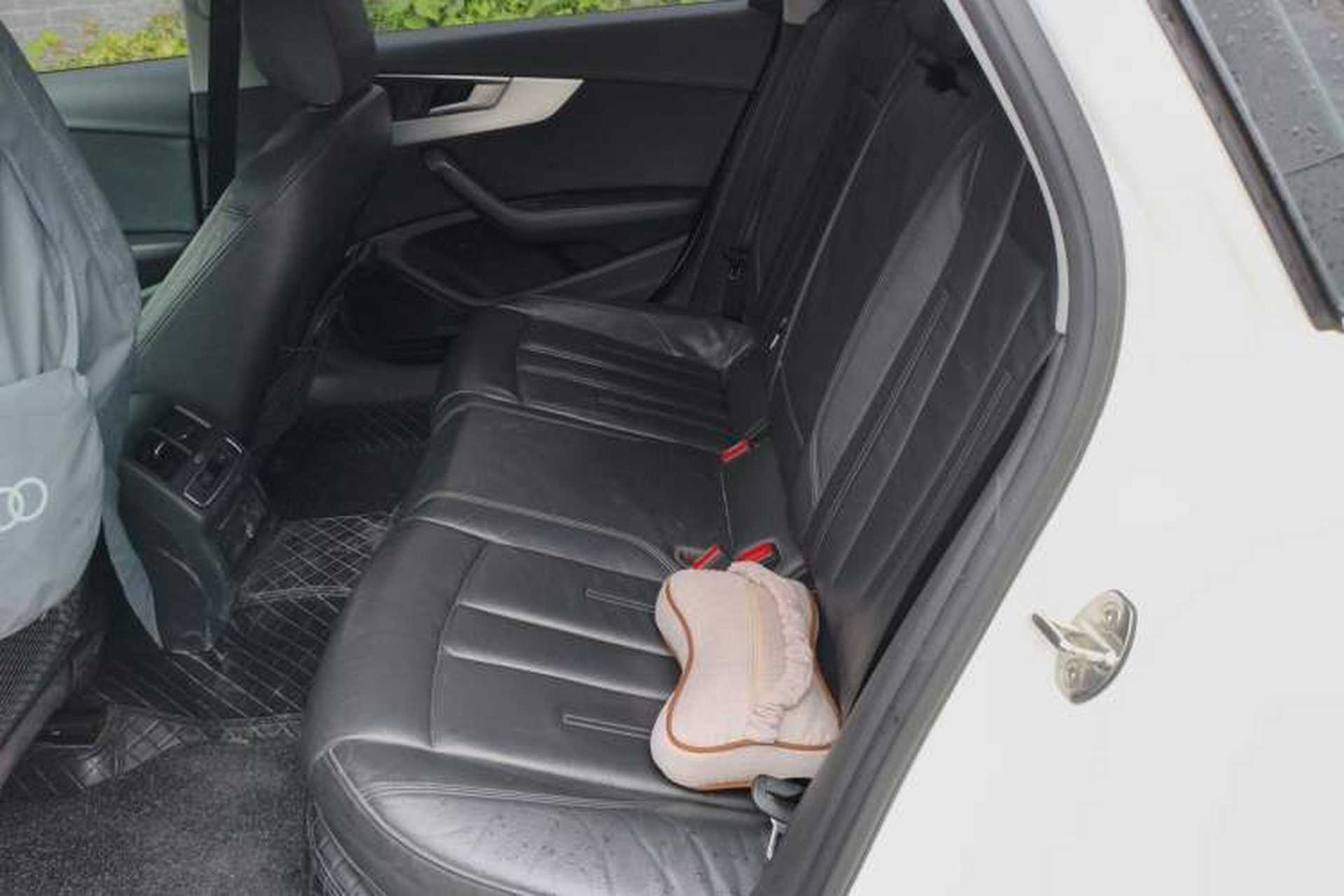 Used Audi A4L 2019 45 TFSI quattro Individual Sport Edition China VI Left Rear Seat