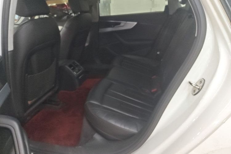 Used Audi A4L 2019 40 TFSI Fashion Edition China VI Emission Standard Left Rear Seat