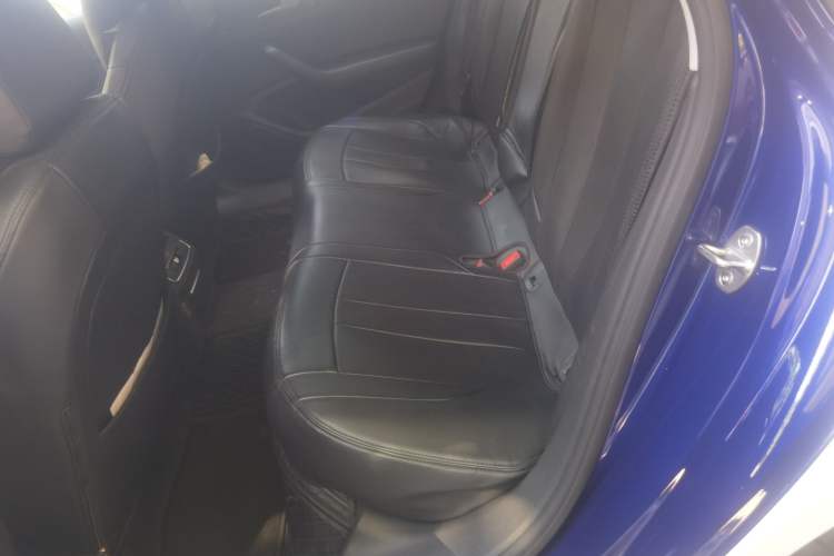 Used Audi A4L 2019 40 TFSI Fashion Edition China VI Emission Standard Left Rear Seat