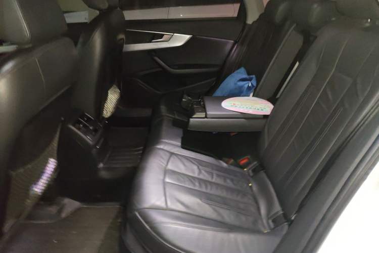 Used Audi A4L 2019 40 TFSI Fashion Version China V Left Rear Seat