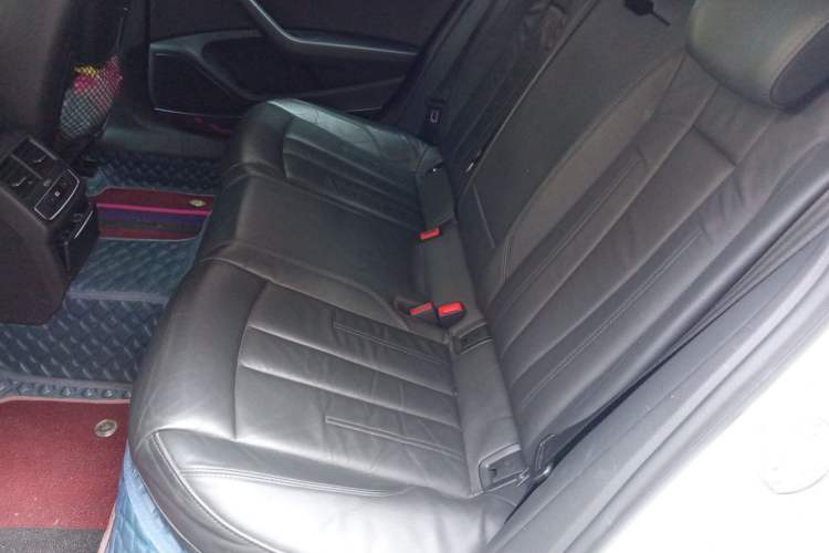 Used Audi A4L 2019 40 TFSI Fashion Version China V Left Rear Seat