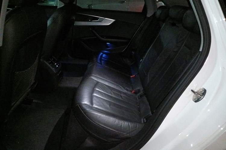 Used Audi A4L 2019 45 TFSI quattro Individual Sport Edition China V Left Rear Seat