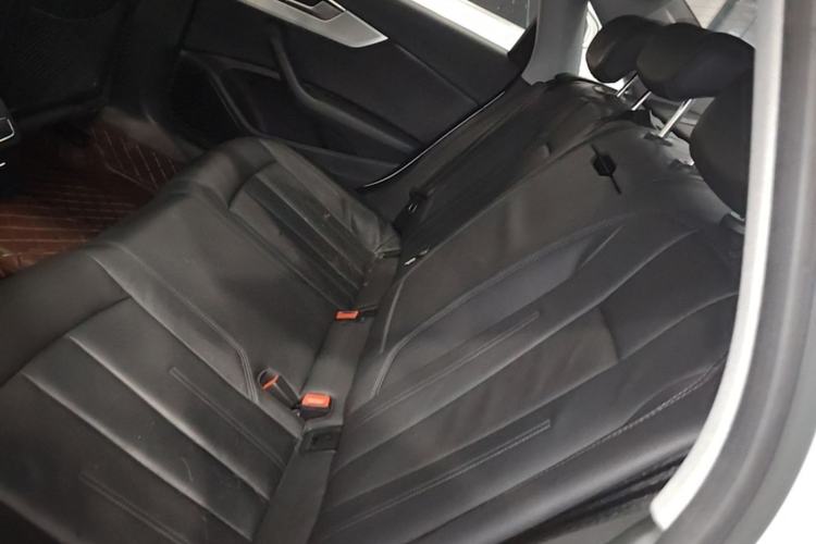 Used Audi A4L 2019 40 TFSI Fashion Version China V Left Rear Seat
