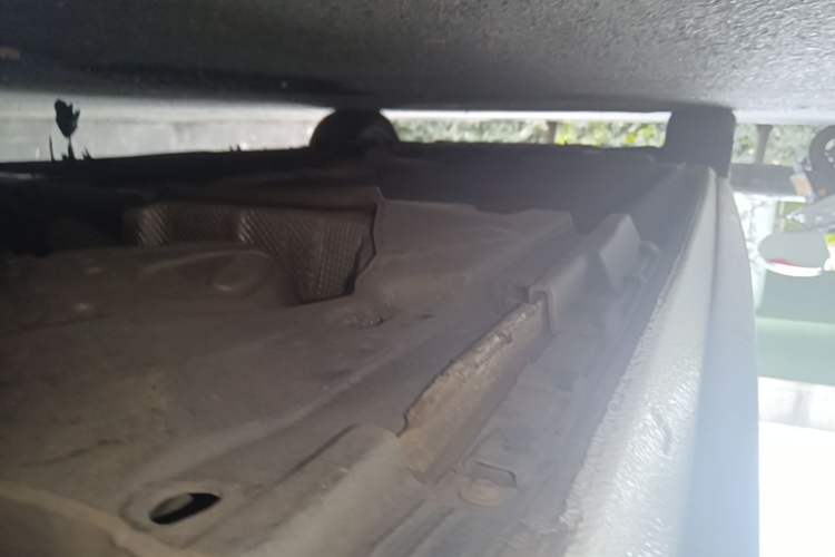 Used Audi A4L 2019 40 TFSI Ambition China VI Left Side Sill