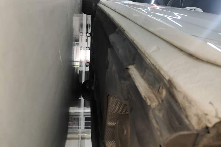 Used Audi A4L 2019 40 TFSI Ambition China VI Left Side Sill