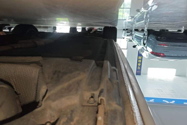 Used Audi A4L 2019 40 TFSI Ambition China VI Left Side Sill