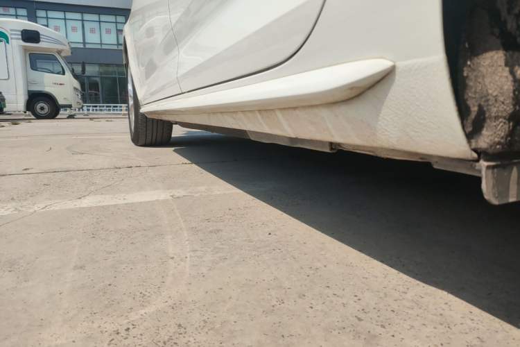 Used Audi A4L 2019 40 TFSI Ambition China VI Left Side Sill