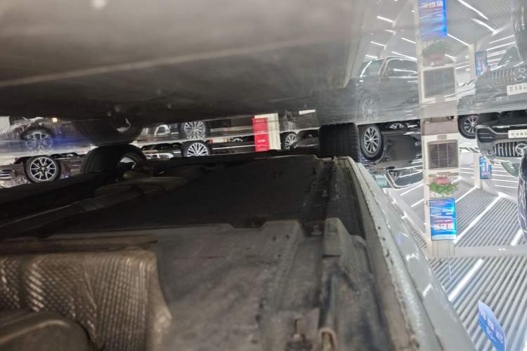 Used Audi A4L 2019 40 TFSI Fashion Version China V Left Side Sill