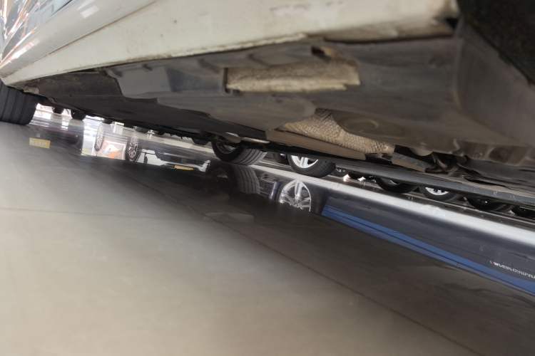 Used Audi A4L 2019 40 TFSI Fashion Version China V Left Side Sill
