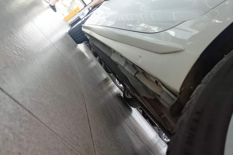 Used Audi A4L 2019 40 TFSI Ambition China VI Left Side Sill
