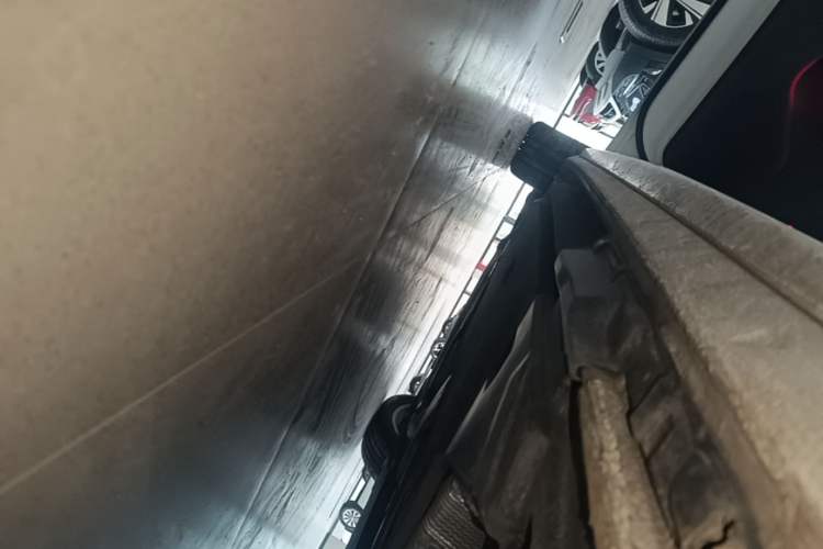Used Audi A4L 2019 40 TFSI Ambition China VI Left Side Sill