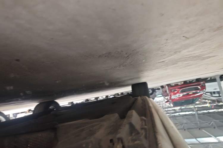Used Audi A4L 2019 40 TFSI Ambition China VI Left Side Sill