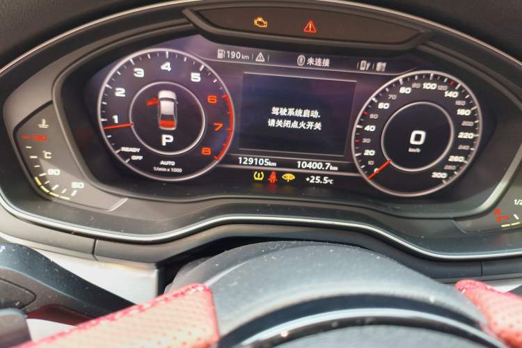 Used Audi A4L 2019 40 TFSI Fashion Version China V Odometer Close Up