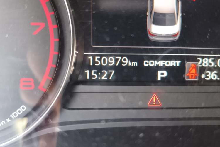 Used Audi A4L 2019 45 TFSI quattro Individual Sport Edition China V Odometer Close Up