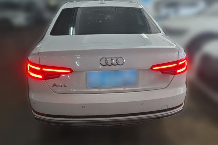 Used Audi A4L 2019 40 TFSI Fashion Edition China VI Emission Standard Rear