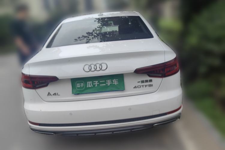Used Audi A4L 2019 40 TFSI Fashion Edition China VI Emission Standard Rear
