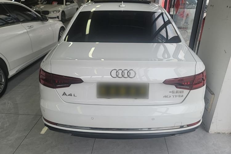 Used Audi A4L 2019 40 TFSI Ambition China VI Rear