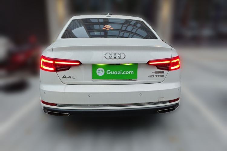 Used Audi A4L 2019 40 TFSI Ambition China VI Rear