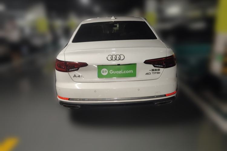 Used Audi A4L 2019 40 TFSI Ambition China VI Rear