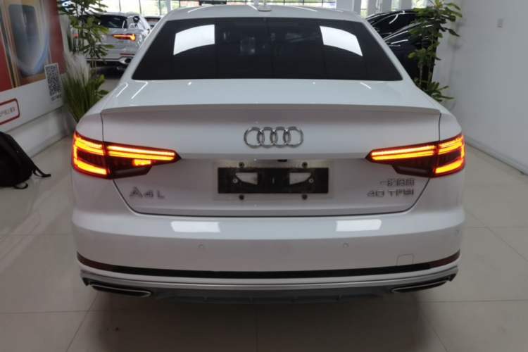 Used Audi A4L 2019 40 TFSI Sporty Version China VI Rear