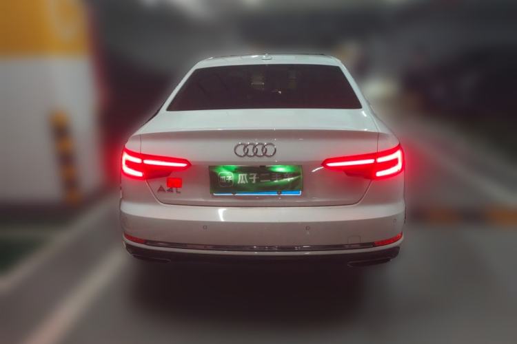 Used Audi A4L 2019 40 TFSI Ambition China VI Rear