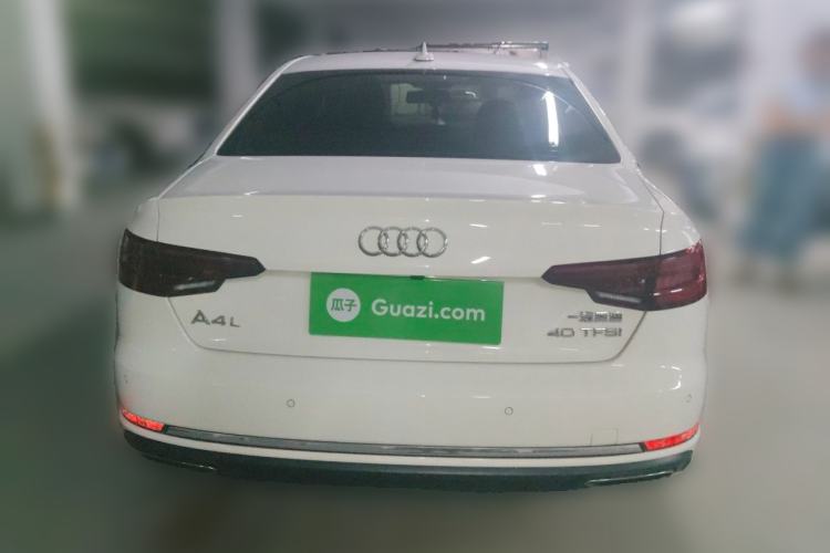 Used Audi A4L 2019 40 TFSI Ambition China VI Rear