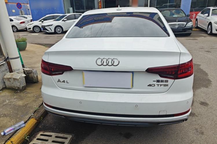 Used Audi A4L 2019 40 TFSI Fashion Edition China VI Emission Standard Rear