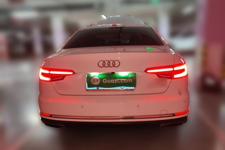 Used Audi A4L 2019 40 TFSI Ambition China VI Rear