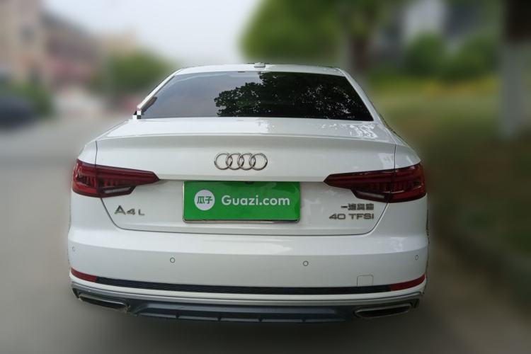 Used Audi A4L 2019 40 TFSI Fashion Edition China VI Emission Standard Rear