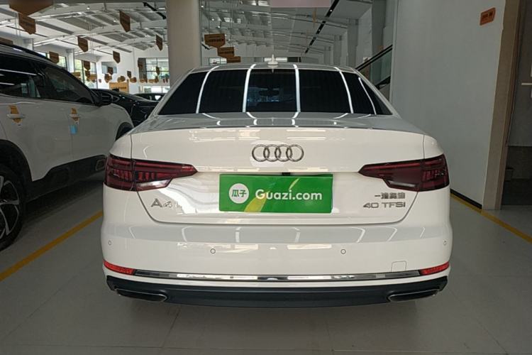Used Audi A4L 2019 40 TFSI Ambition China VI Rear