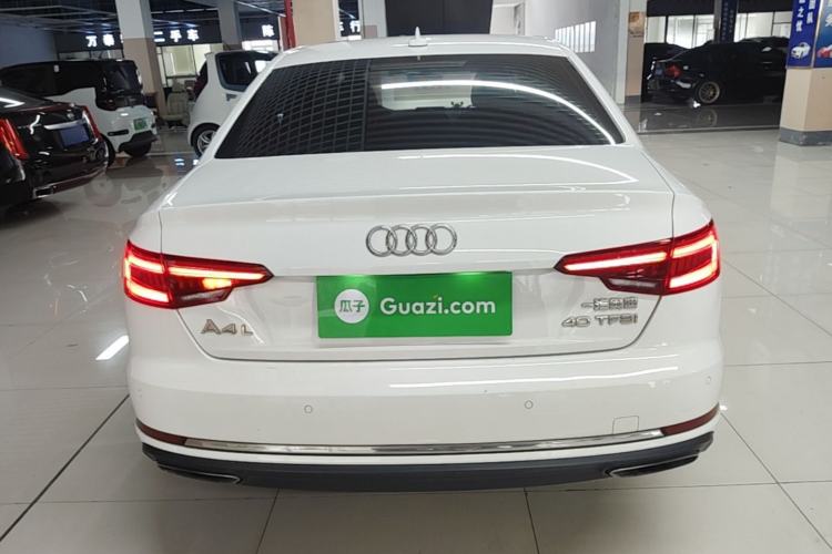 Used Audi A4L 2019 40 TFSI Ambition China VI Rear