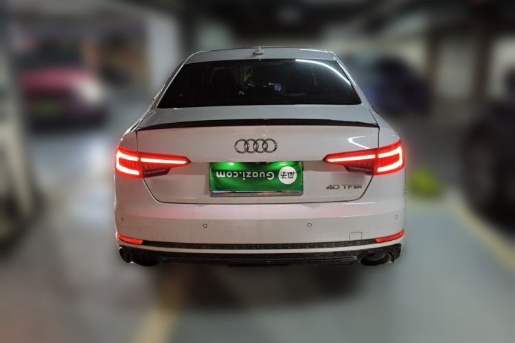 Used Audi A4L 2019 40 TFSI Fashion Edition China VI Emission Standard Rear