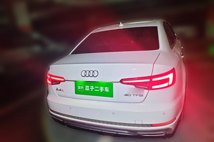 Used Audi A4L 2019 40 TFSI Fashion Edition China VI Emission Standard Rear