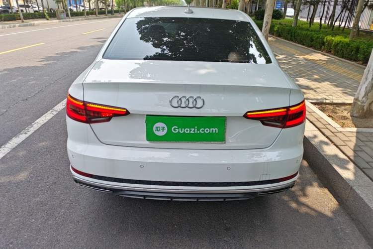 Used Audi A4L 2019 40 TFSI Fashion Edition China VI Emission Standard Rear