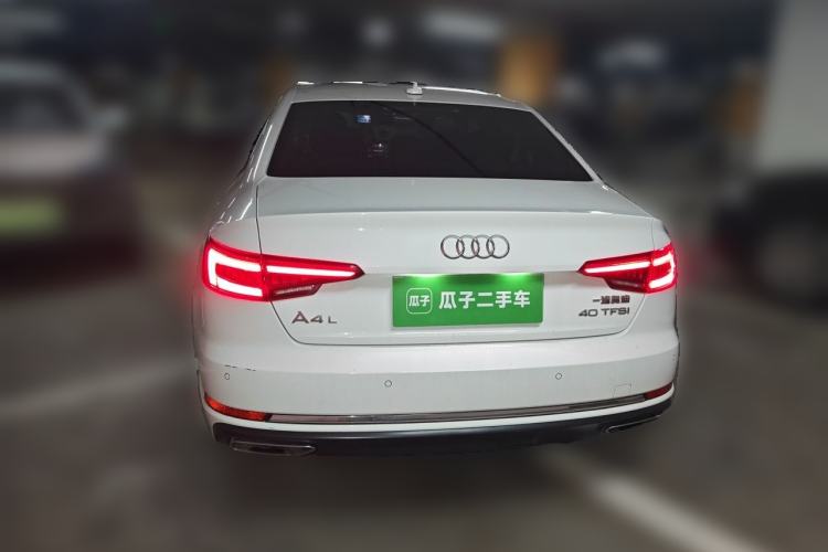 Used Audi A4L 2019 40 TFSI Ambition China VI Rear