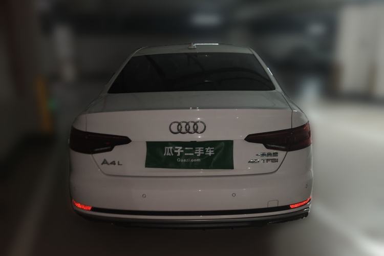 Used Audi A4L 2019 40 TFSI Fashion Edition China VI Emission Standard Rear
