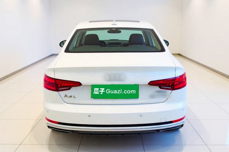 Used Audi A4L 2019 40 TFSI Fashion Edition China VI Emission Standard Rear