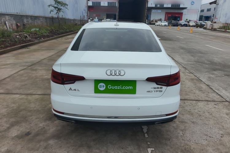Used Audi A4L 2019 40 TFSI Ambition China VI Rear