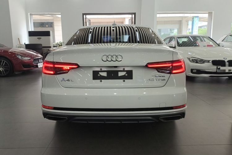 Used Audi A4L 2019 40 TFSI Fashion Edition China VI Emission Standard Rear
