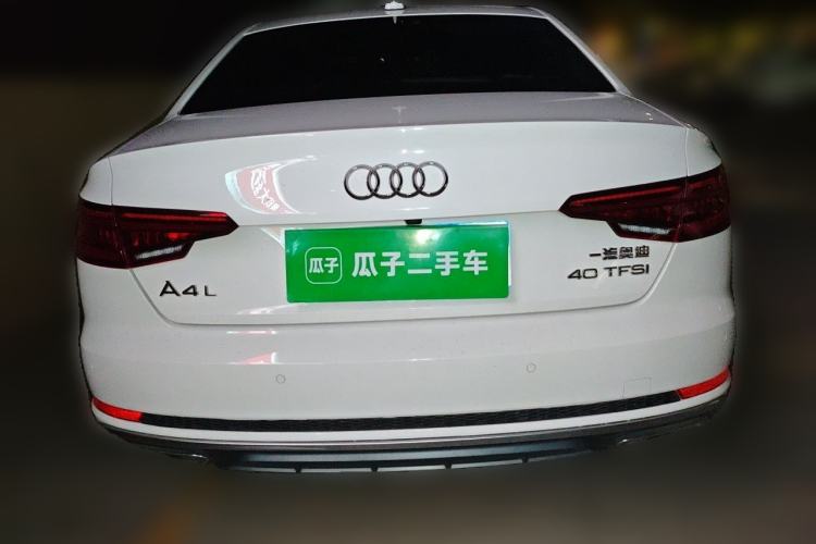 Used Audi A4L 2019 40 TFSI Fashion Edition China VI Emission Standard Rear