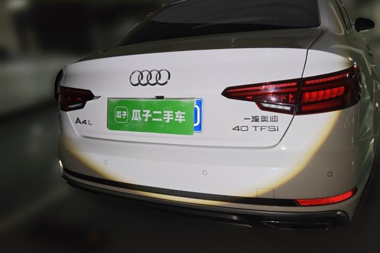 Used Audi A4L 2019 40 TFSI Fashion Edition China VI Emission Standard Rear