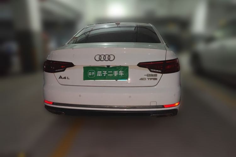 Used Audi A4L 2019 40 TFSI Ambition China VI Rear