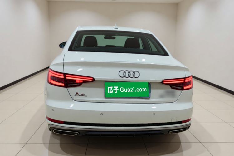 Used Audi A4L 2019 40 TFSI Fashion Edition China VI Emission Standard Rear
