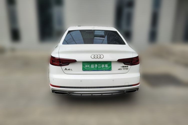 Used Audi A4L 2019 40 TFSI Fashion Edition China VI Emission Standard Rear