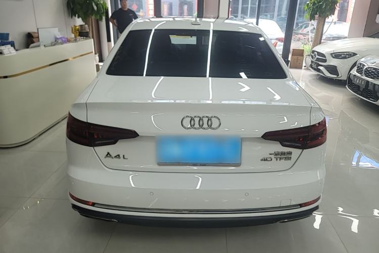 Used Audi A4L 2019 40 TFSI Ambition China VI Rear