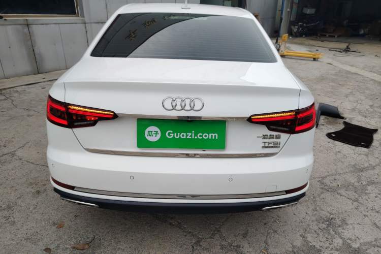 Used Audi A4L 2019 40 TFSI Ambition China VI Rear