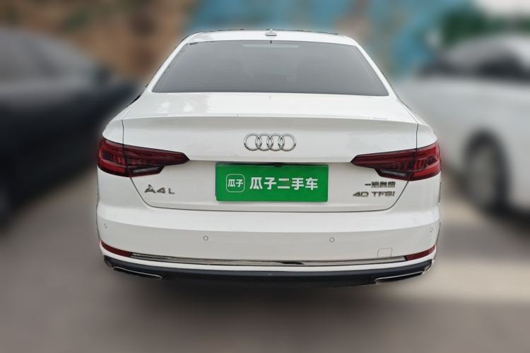 Used Audi A4L 2019 40 TFSI Ambition China VI Rear